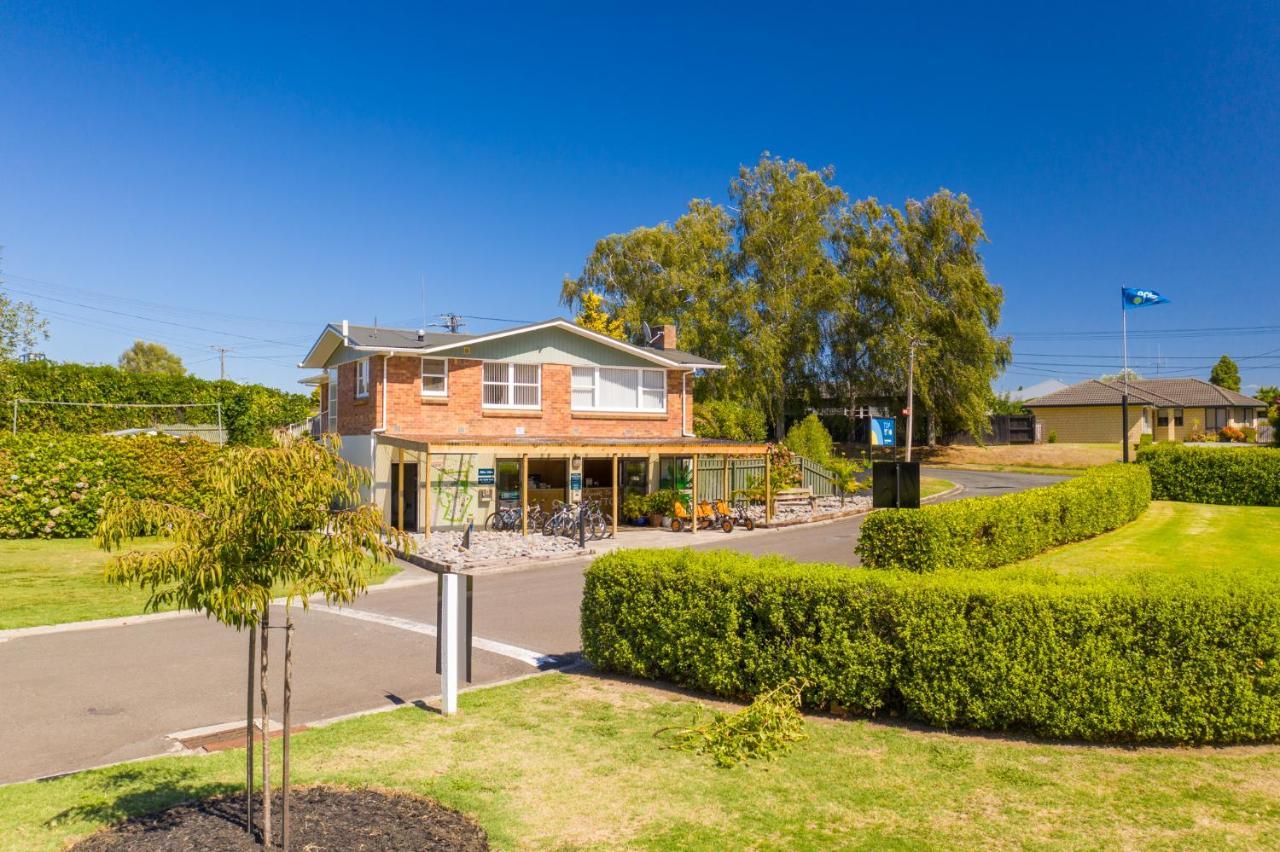 Cambridge Top 10 Holiday Park Exterior foto